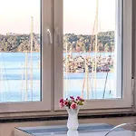 Lägenhet Yacht Marina Pula
