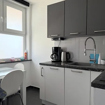 Apartment Yacht Marina Pula